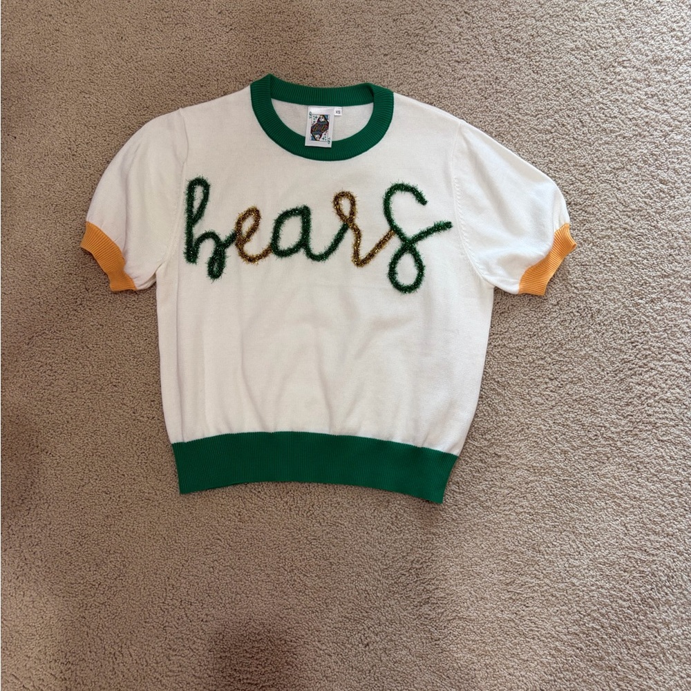 QUEEN OF SPARKLES White and Green Bears Sweater Tee